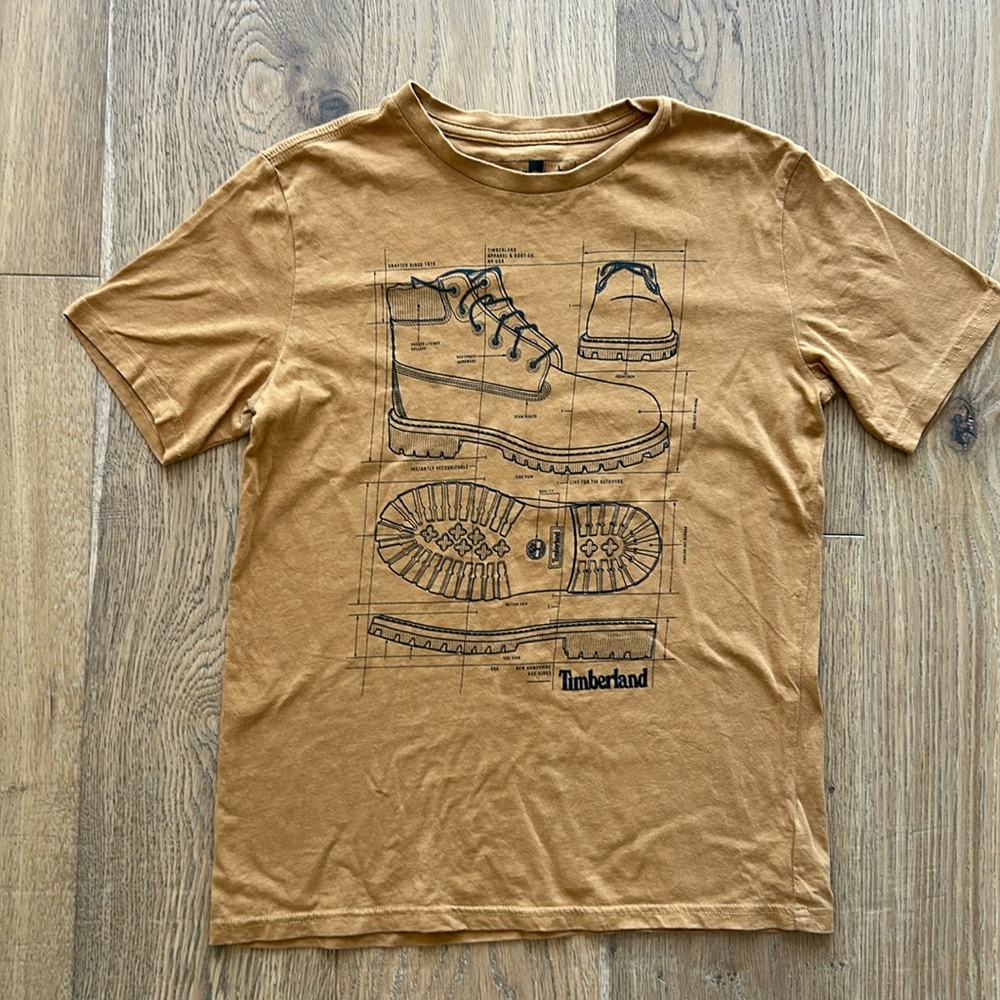 Timberland tee. Like new.